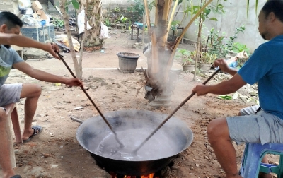 Dodol Khas Mandailing Laris Manis Menjelang Lebaran, Tembus Pasar Kalimantan dan Jawa