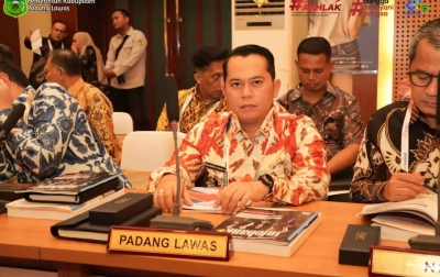 Bupati Palas Hadiri RUPS Bank Sumut