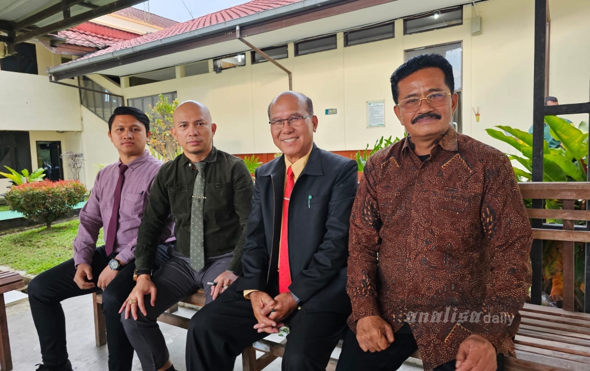 Majelis Hakim PN Sidikalang Perintahkan Tentara Ganti Seragam Saat Sidang