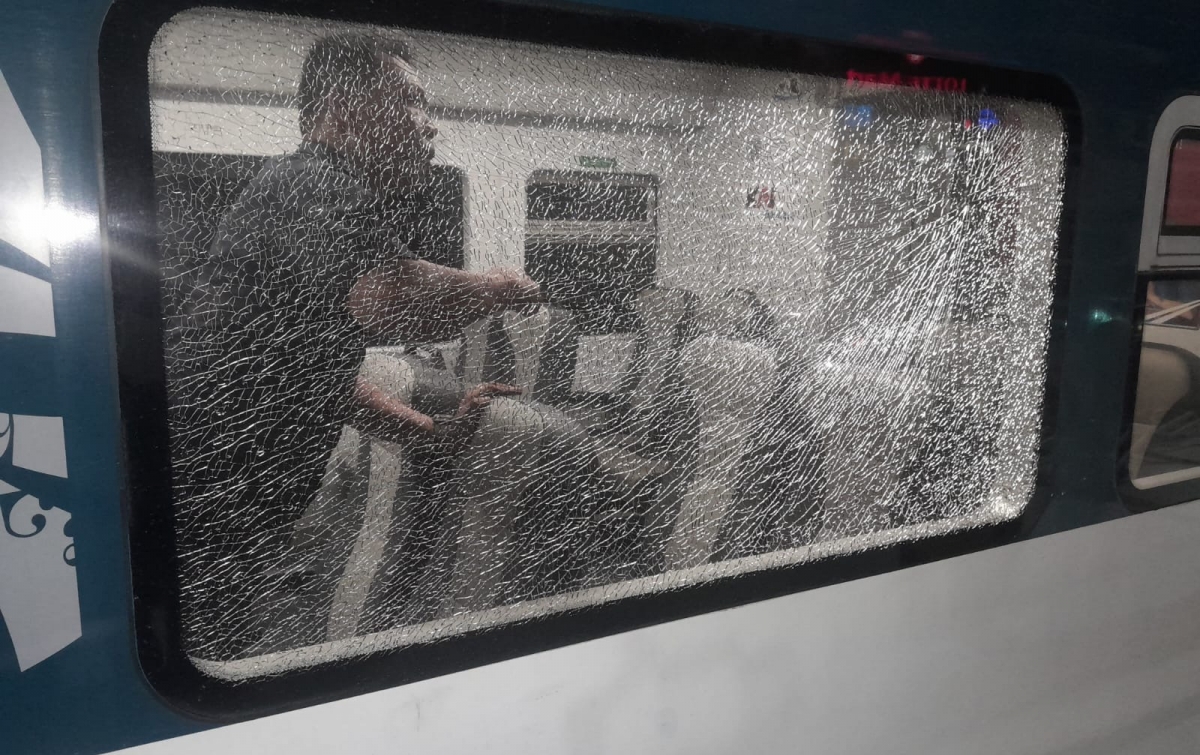Pelemparan Batu ke Kereta Api Ancam Nyawa, Pelaku Dapat Dipidana