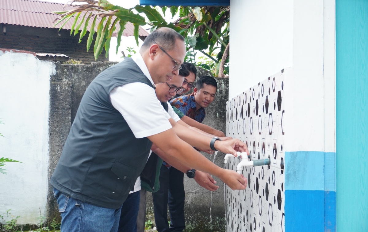 Penyerahan Sarana Air Bersih di Tunas Sebernaman, Pelindo Multi Terminal-BMM Kolaborasi