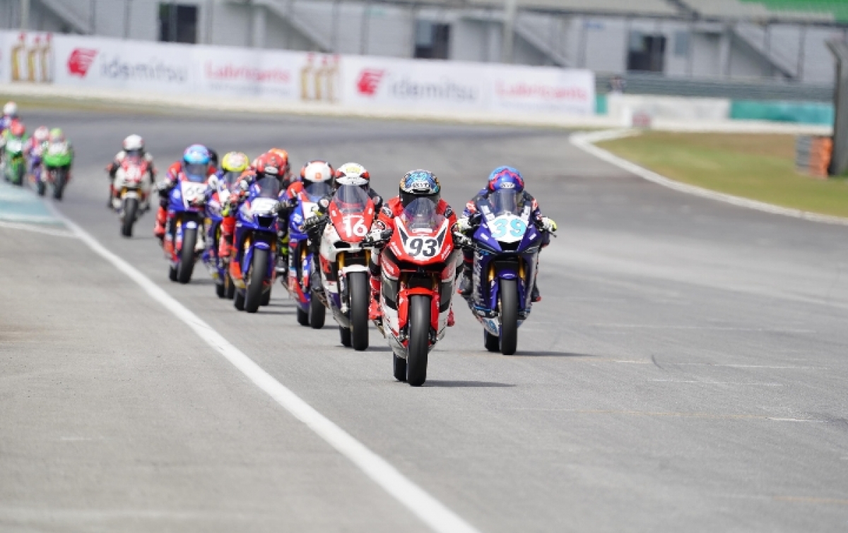 CBR Series Melesat Kencang Astra Honda Sapu Bersih Podium ARRC Sepang*