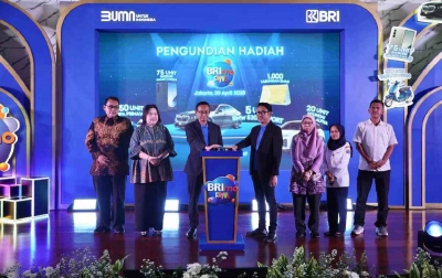 Umumkan Pemenang BRImo FSTVL 2024, Nasabah BRI Bawa Pulang Mobil BMW hingga Ribuan Tabungan Emas