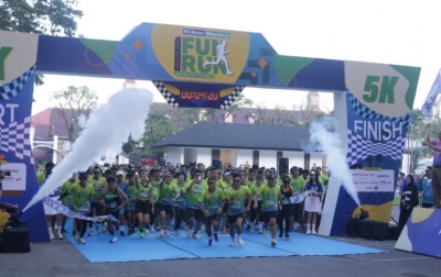 Peserta Fun Run Siloam Medan Kagumi Fitur Yamaha Classy dan G-Ultima