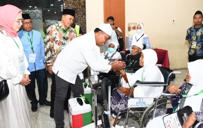 Wabup Deliserdang: Jangan Pikirkan Kelurga, Fokuskan Ibadah di Tanah Suci