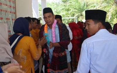 Muniruddin Sosialisasi Ideologi Pancasila dan Wawasan Kebangsaan bagi Anak SMKN Huristak