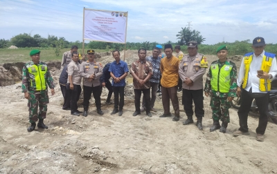 Kapolsek Pagar Merbau Pasang Plang Imbauan, Tindak Tegas Aktivitas Galian - C di Kawasan Sungai Ular
