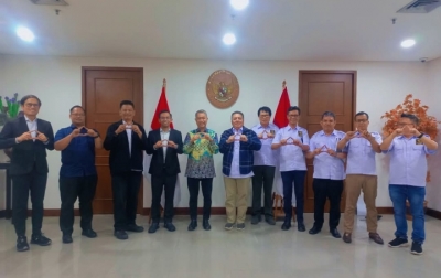 AMKI-MK Bahas Penguatan Literasi Konstitusi Melalui Media