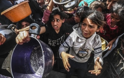 Israel Izinkan Sekitar 100 Truk Bantuan Masuki Gaza