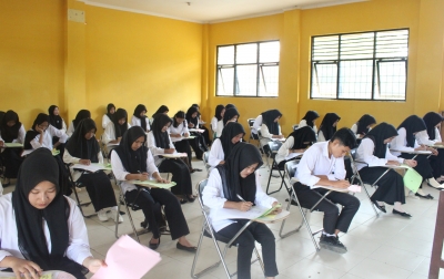 Ratusan Calon Mahasiswa Baru UGL Aceh Ikuti Seleksi Gelombang Pertama 