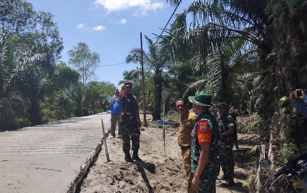 Jalan Cor Beton Hasil Program TMMD Selesai, Masyarakat Ucapkan Terima Kasih 