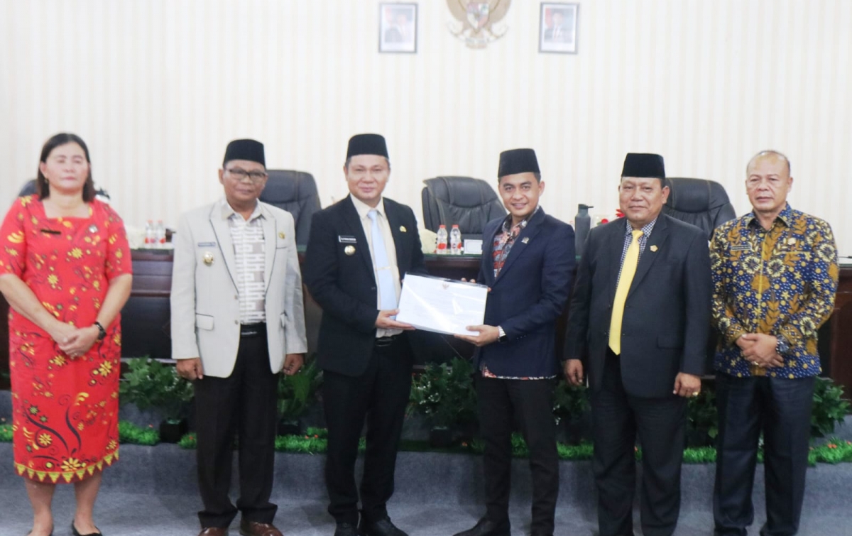 Bupati Nias Barat Sampaikan Nota Pengantar Pertanggungjawaban APBD 2024