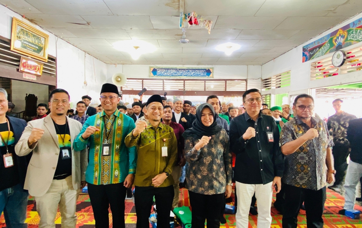 OJK Perkuat Literasi Keuangan Syariah di Pesantren Tertua Sumut
