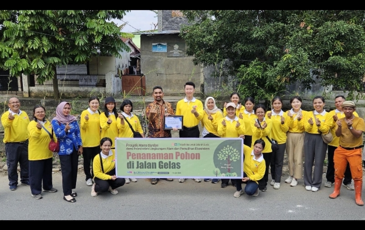 WeLoveU Tanam 500 Pohon Lewat Proyek “Mom’s Garden” di Medan