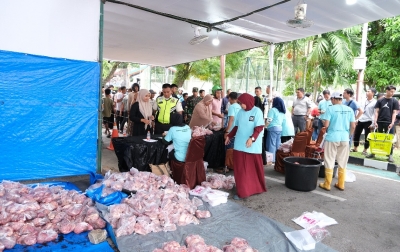 Pertamina Patra Niaga Sumbagut Salurkan 127 Hewan Kurban saat Idul Adha 1446 Hijriah