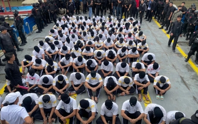 Lagi, 100 Napi High Risk Narkoba Digelandang ke Nusakambangan