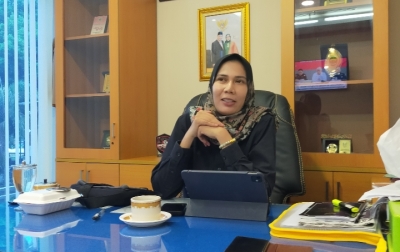 Dewi: Pemerintah Harus Hadir Menjamin Pendidikan Gratis