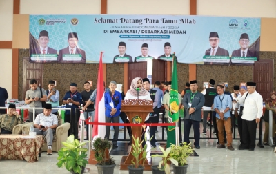 Jemaah Haji Kloter 5 Asal Madina Tiba di Tanah Air