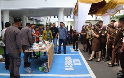Kejari Medan Musnahkan Barang Bukti dari Ratusan Perkara yang Telah Inkrah