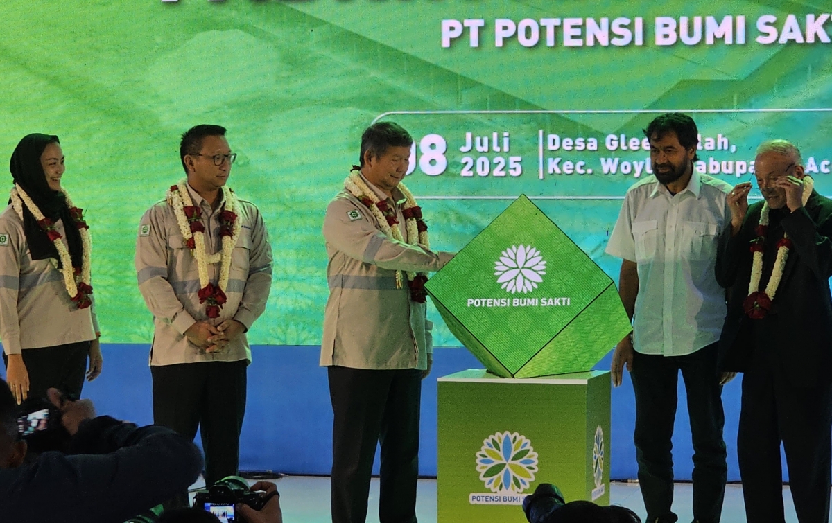 Hashim Djojohadikusumo Resmikan Operasional Pabrik Karet Remah PT Potensi Bumi Sakti di Aceh Barat