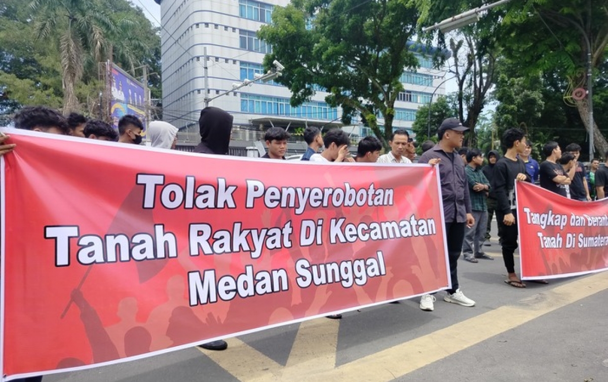 Puluhan Massa Geruduk 3 Instansi, Minta Usut Dugaan Penguasaan Lahan di Medan Sunggal