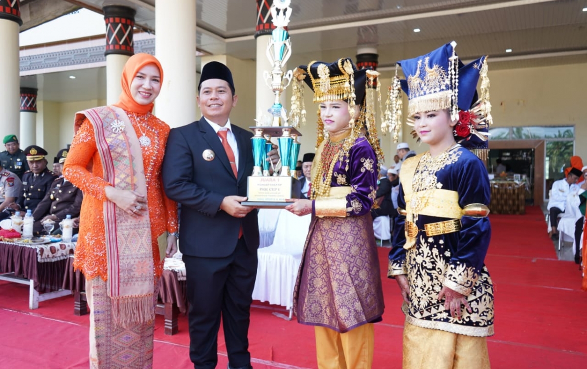 SD Negeri 0102 Sibuhuan Raih Juara I Lomba Konser Kreatif Piala PKK Cub I Palas