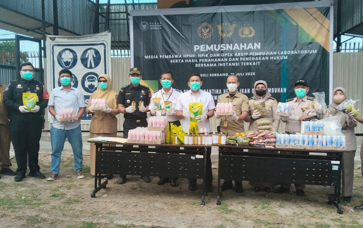 Karantina Sumut Lakukan Pemusnahan Barang Bukti Sitaan yang Tak Bersertifikat