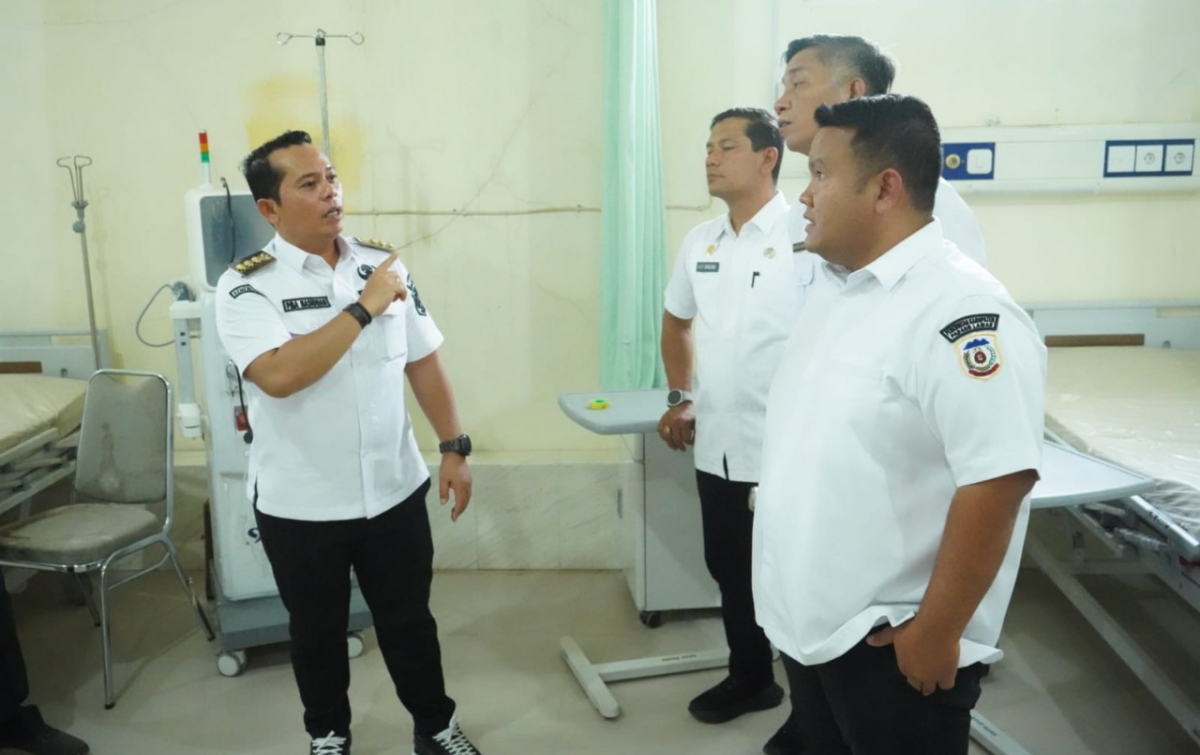 Pastikan Fasilitas dan Layanan Berjalan, Bupati Putra Mahkota Kunjungi RSUD Sibuhuan