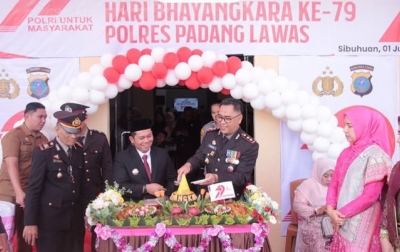 Peringati HUT Bhayangkara ke -79, Bupati Putra Mahkota Harapkan Polri Semakin Responsibilitas