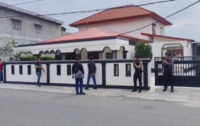 KPK Geledah Rumah Direktur PT DNG di Sidimpuan