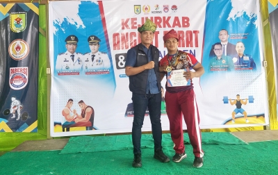 Inspiratif! Anak Yatim Piatu Tanjung Beringin Sabet Juara Kejurkab Angkat Berat