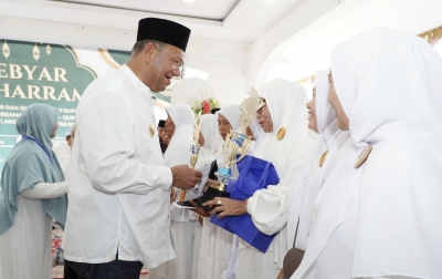 Bupati Langkat dan Ratusan Warga Gelar Zikir Akbar