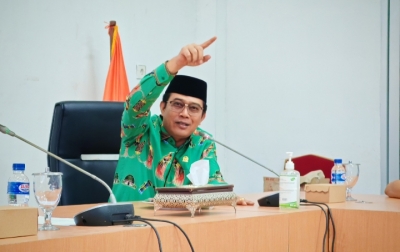 Anggota DPD Penrad Siagian Usul PT KAI Lepas Aset untuk Warga Jalan Urip Labuhanbatu