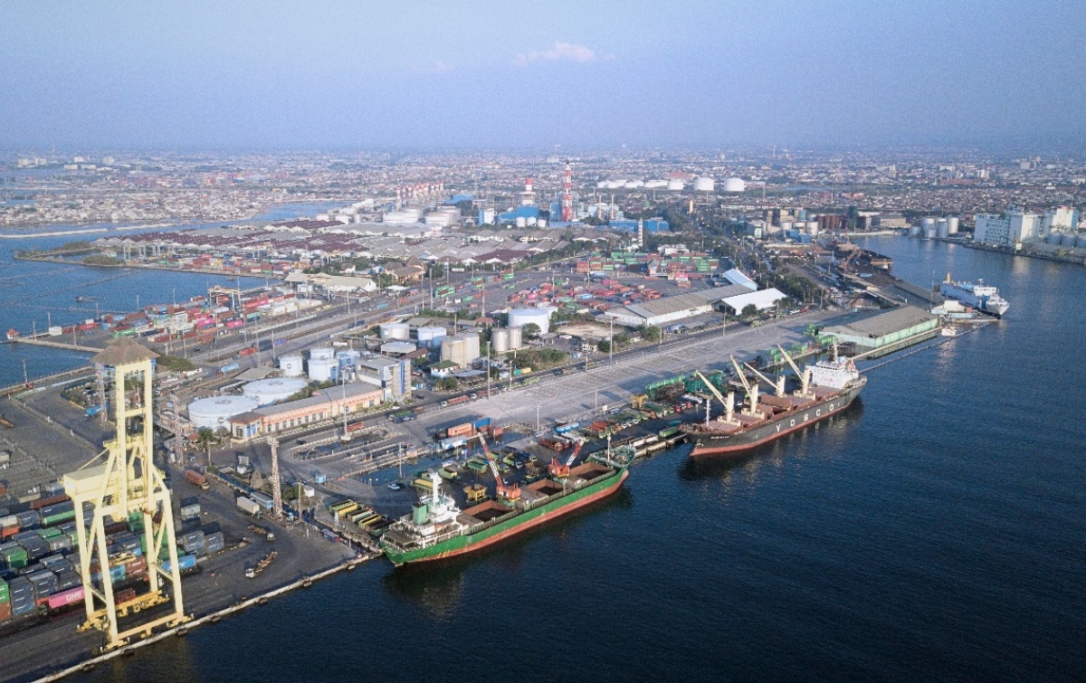 Pelindo Multi Terminal Group Catat Kinerja Positif Semester I/2025, Trafik Barang Tumbuh Signifikan