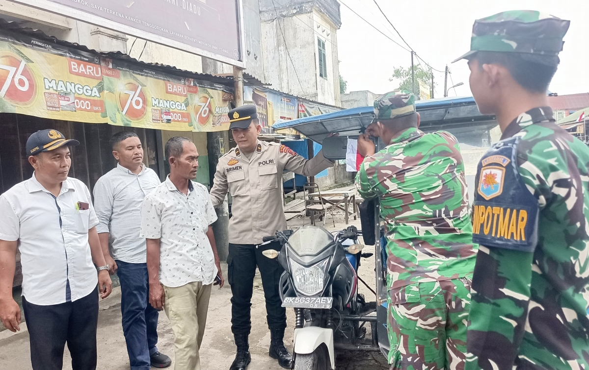 Sinergi TNI-Polri Kibarkan Merah Putih, Perkuat Nasionalisme di Tanjung Beringin Sergai