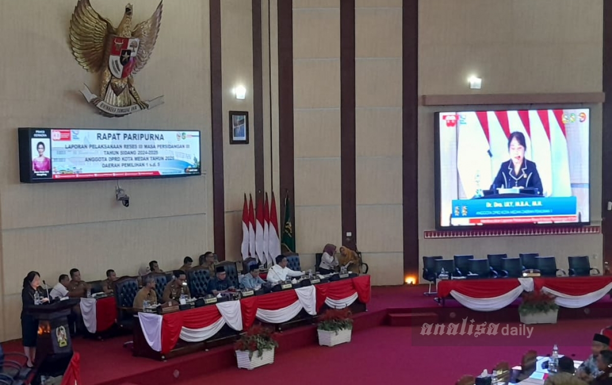 Depan Sekolah Sutomo 2 Dijadikan TPS, Dr Lily MBA Lapor di Depan Wali Kota Medan Rico Waas