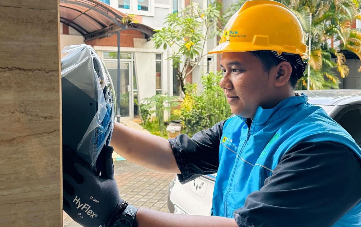 PLN Luncurkan Home Charging Services Ultima, Pengisian Daya EV di Rumah Kini Lebih Praktis dan Cepat