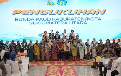 Yusnila Indriati Taufik Dikukuhkan sebagai Bunda Literasi dan Bunda PAUD 