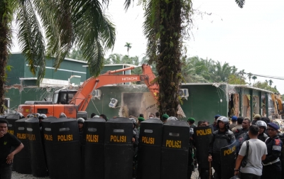 Tim Gabungan Polda Sumut, Kodam I/BB, dan Pemprov Sumut Rubuhkan THM Marcopolo