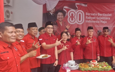 DPC PDI Perjuangan Medan Peringati HUT ke-80 RI dengan Upacara, Tumpeng, dan Perlombaan