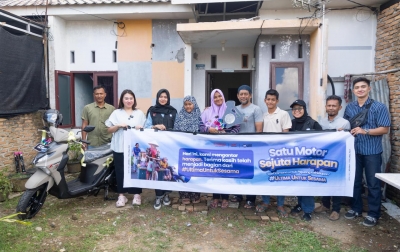 Shahnaz Siregar Terharu Dapat Hadiah Motor Yamaha Gear Ultima