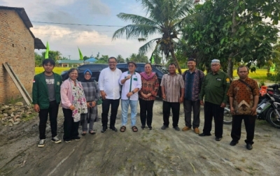 USU Dorong Pertanian Ramah Lingkungan Melalui Program Mina Padi Organik di Desa Tanah Merah