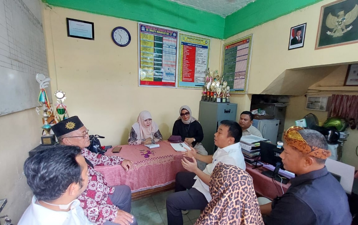 Zulkarnaen Bantu Biaya Pendidikan Siswa Muhammadiyah 27 Hingga Tamat SD