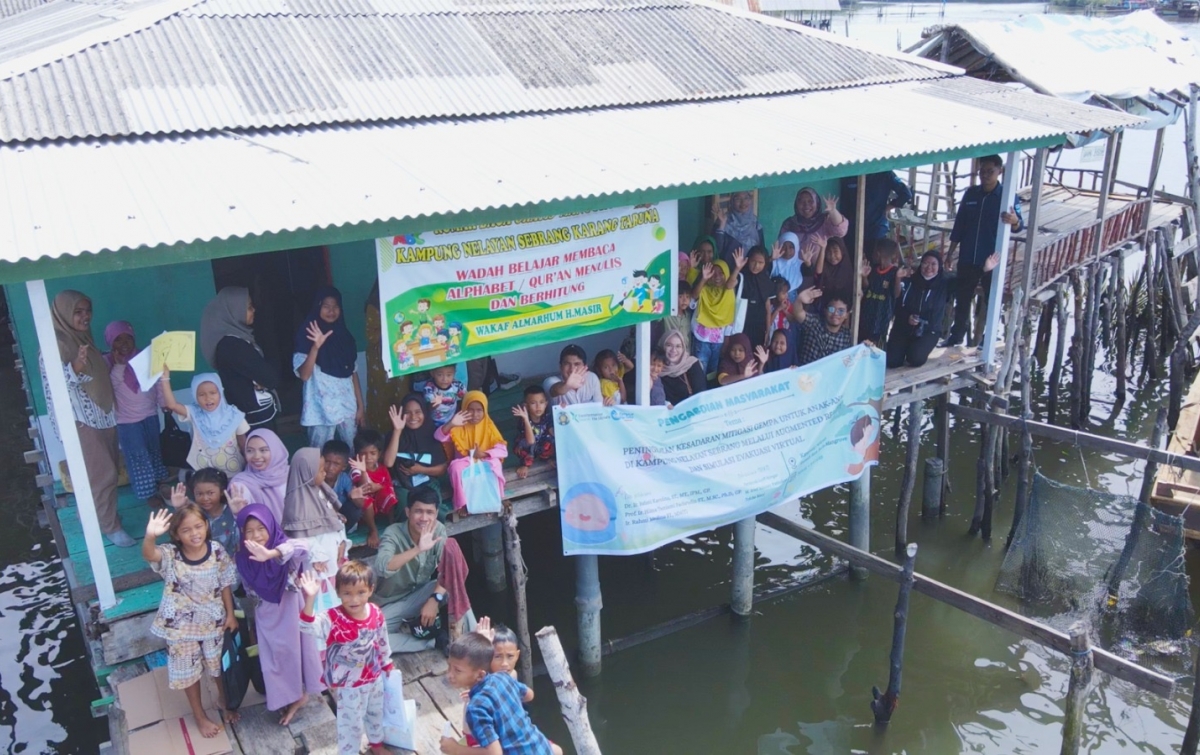 USU Edukasi Anak-Anak di Belawan Soal Mitigasi Gempa Lewat Teknologi AR