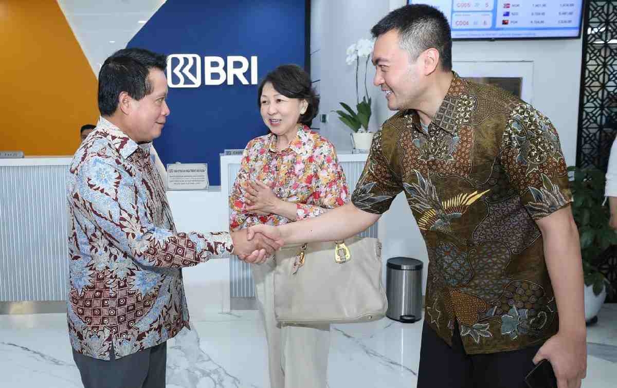 Peringati Hari Pelanggan Nasional, Direksi BRI Sapa Langsung Nasabah di Beberapa Daerah