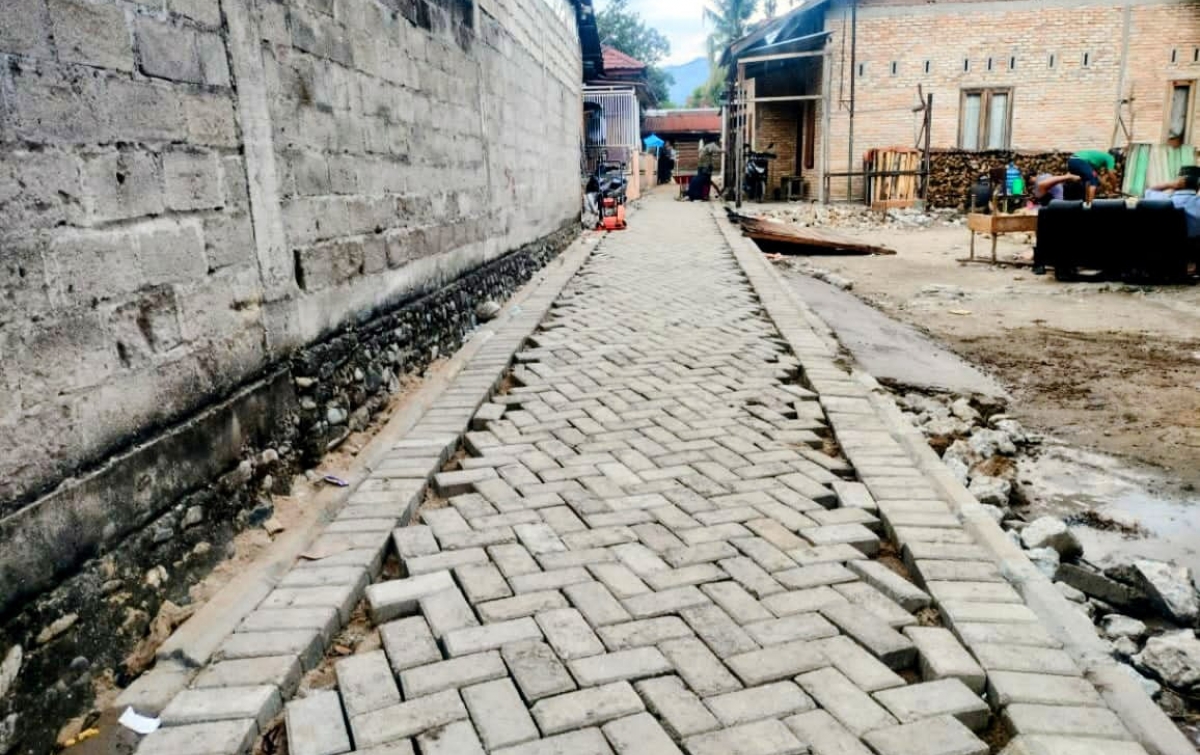 Proyek Paving Block di Panyabungan III Diduga Asal Jadi, Warga Minta Bupati Tegas