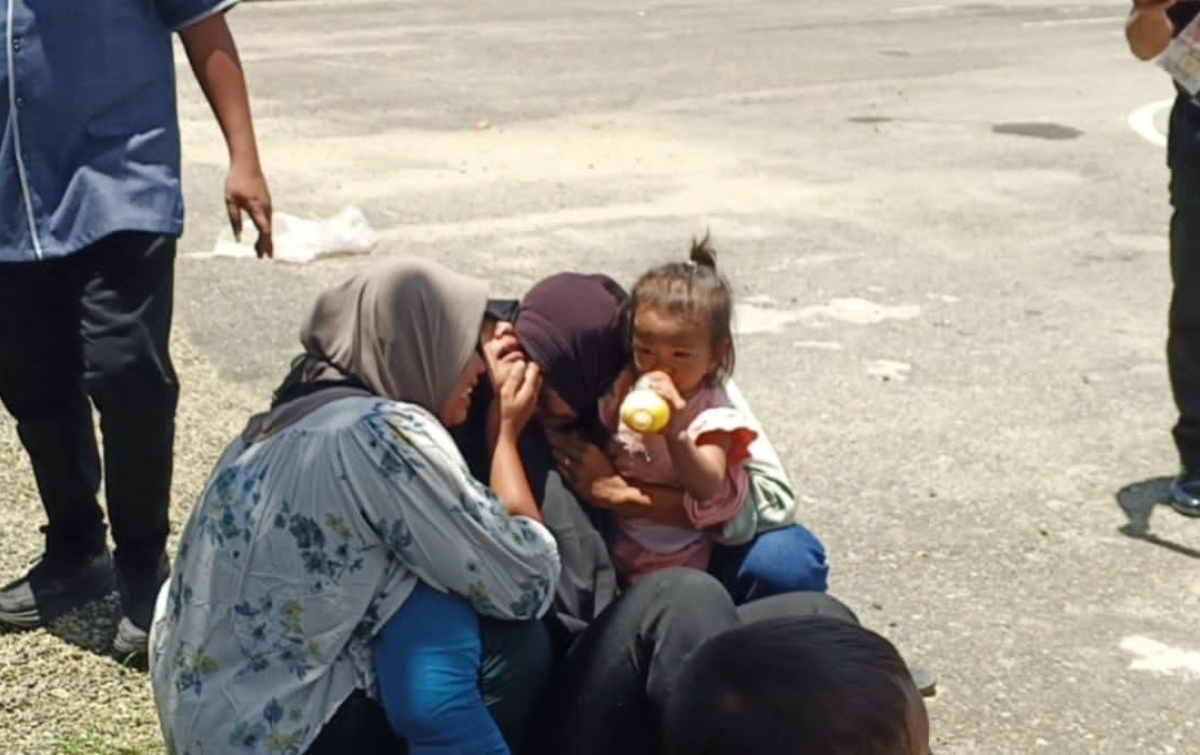 Keluarga Korban DF Histeris Usai Rekontruksi, Minta Hukuman Mati untuk Pelaku