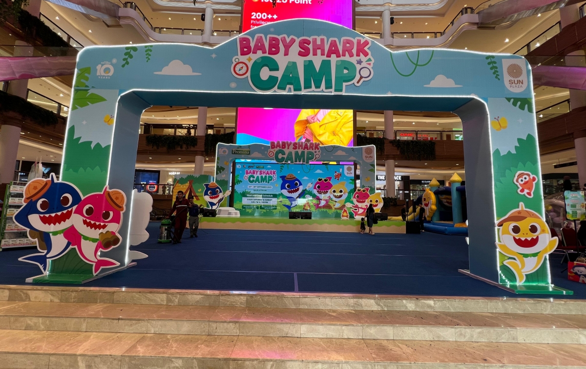 Baby Shark Camp Sapa Pengunjung Sun Plaza