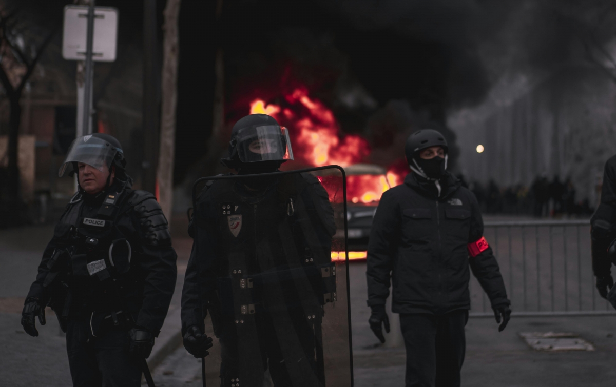 30 Orang Ditangkap dalam Kerusuhan Anti Imigran di Den Haag