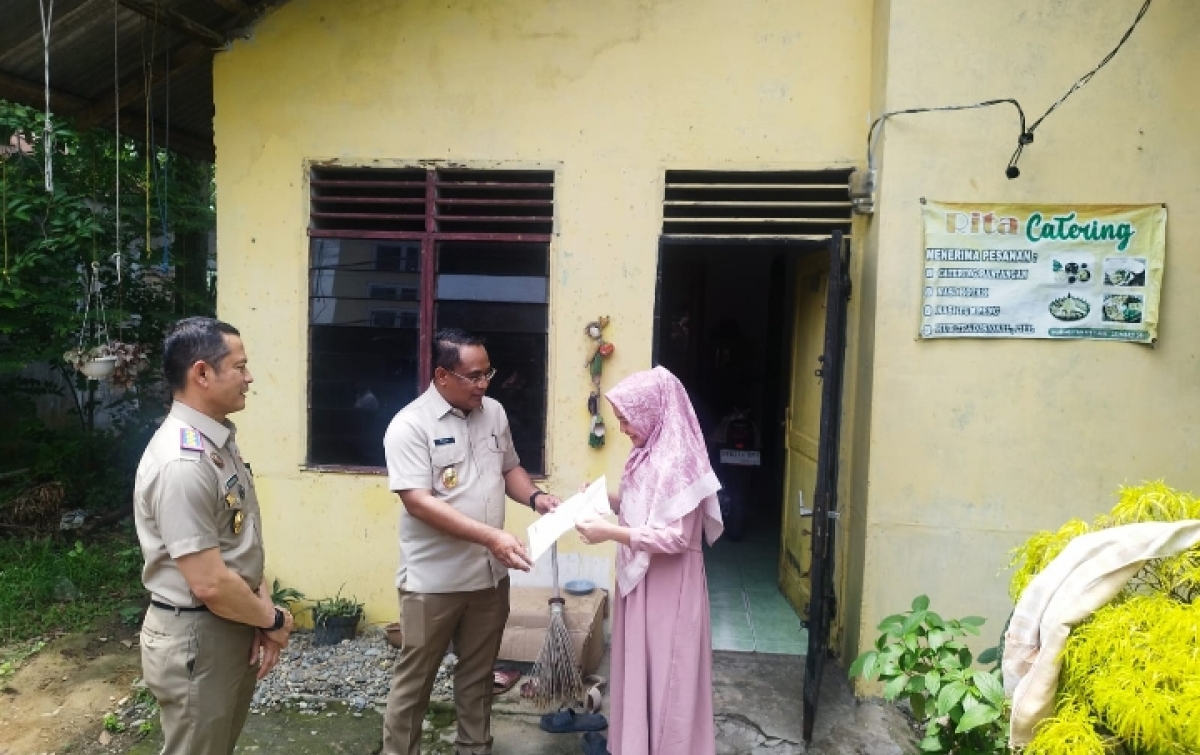 Warga Sumut Bersukacita di Hari Hantaru, BPN Bagikan 18 Ribu Sertifikat PTSL Gratis
